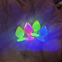 Image 1 of FRIDAY DROP MINI PLUGS UV