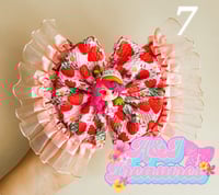 Image 7 of Strawberry(Multiple options) 