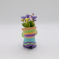 Image 6 of Victor the gnome with pot of violets