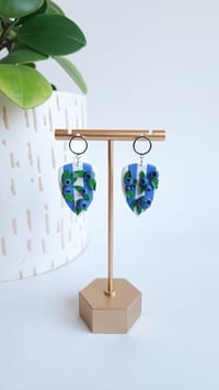 Image 1 of Blueberry Patch Puff Daggers 