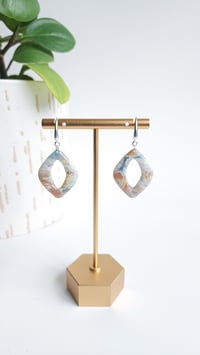 Image 1 of Sandbar Marble Open Diamonds 