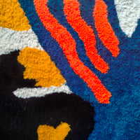 Image 2 of MEDIUM RUG - SEAL AND ARMADILLO