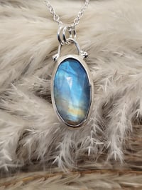 Image 3 of Rainbow Moonstone Oval 