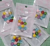 Image 2 of Assorted Beads (467)