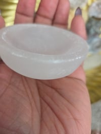 Image 1 of Selenite bowl 