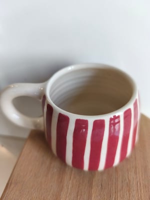 Image of   Petite  tasse ronde rayure