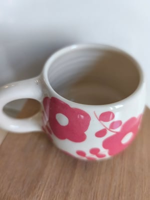 Image of    Petite  tasse ronde fleur rose