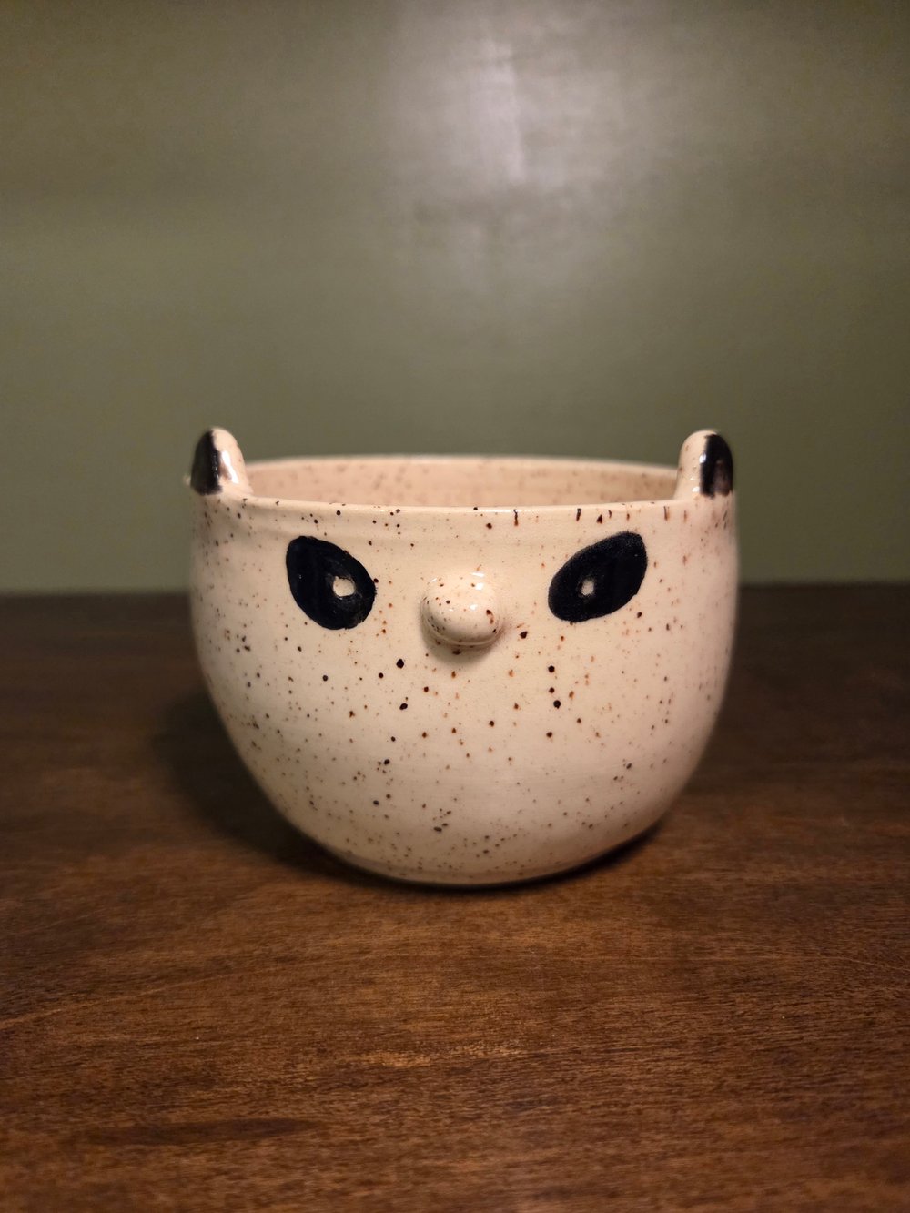 Image of Racoon bowl