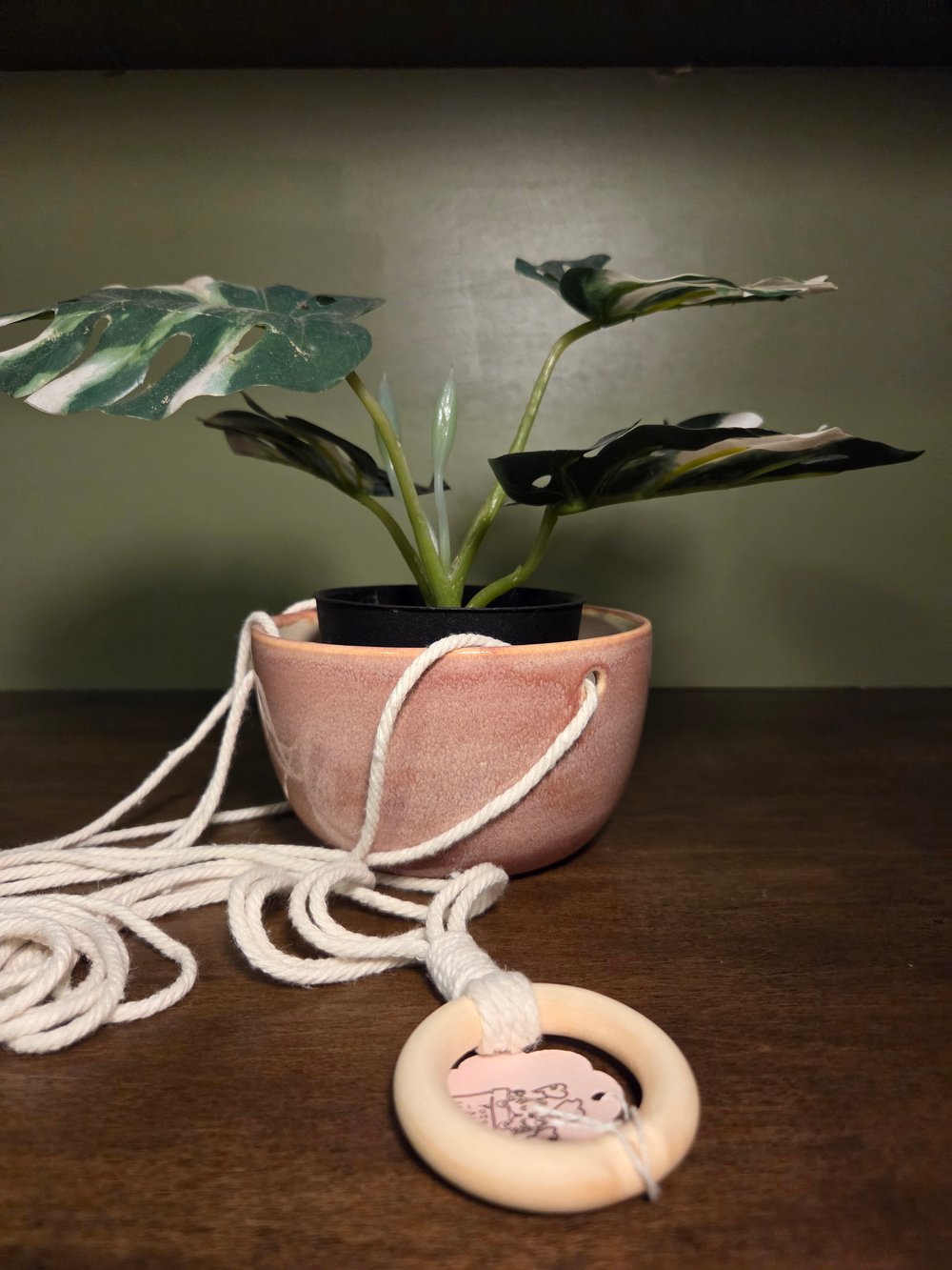 Image of Hanging pot