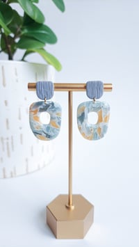 Image 1 of Eucalyptus Marble Kellys 