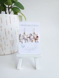 Image 2 of Warm Spring 3D Bows 