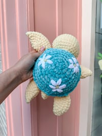 Image 1 of Crochet Spotted Daisy Turtle