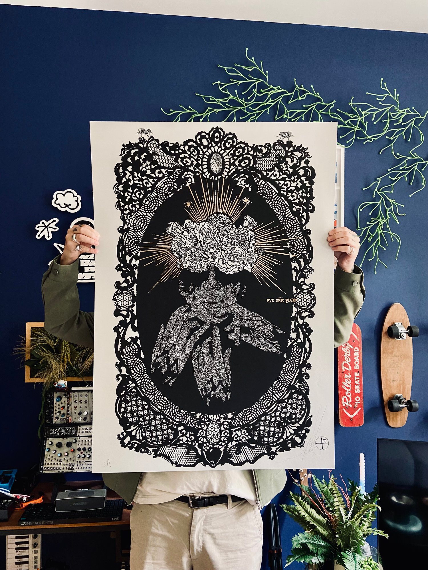 Gratia Plena (light grey)