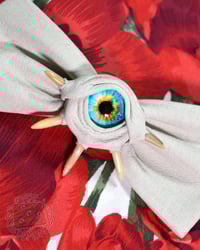 Image 3 of Star Fanged Bone White Hair Bow
