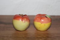 Image 3 of Vintage Japan Ceramic Apple Salt &amp; Pepper Shakers MCM Whimsical And Kitschy