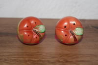 Image 4 of Vintage Japan Ceramic Apple Salt &amp; Pepper Shakers MCM Whimsical And Kitschy