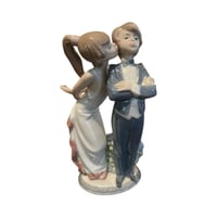 Image 1 of Vintage Lladro Lets Make Up #5555 Retired Figurine Glossy Finish Spain