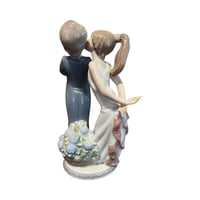 Image 3 of Vintage Lladro Lets Make Up #5555 Retired Figurine Glossy Finish Spain
