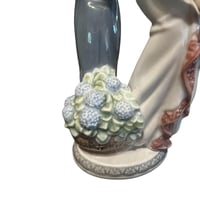 Image 5 of Vintage Lladro Lets Make Up #5555 Retired Figurine Glossy Finish Spain