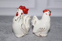 Image 1 of White With Gold Trim Rooster &amp; Hen Ceramic Salt And Pepper Shakers Vintage MCM