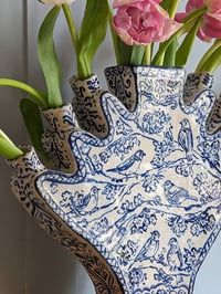 Image 2 of PRE  ORDER Large tulipiere vase song bird blossom deign