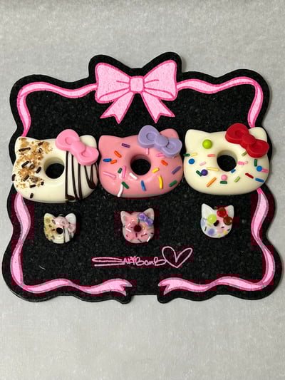 Image of herro dounut collab with starfire edible 