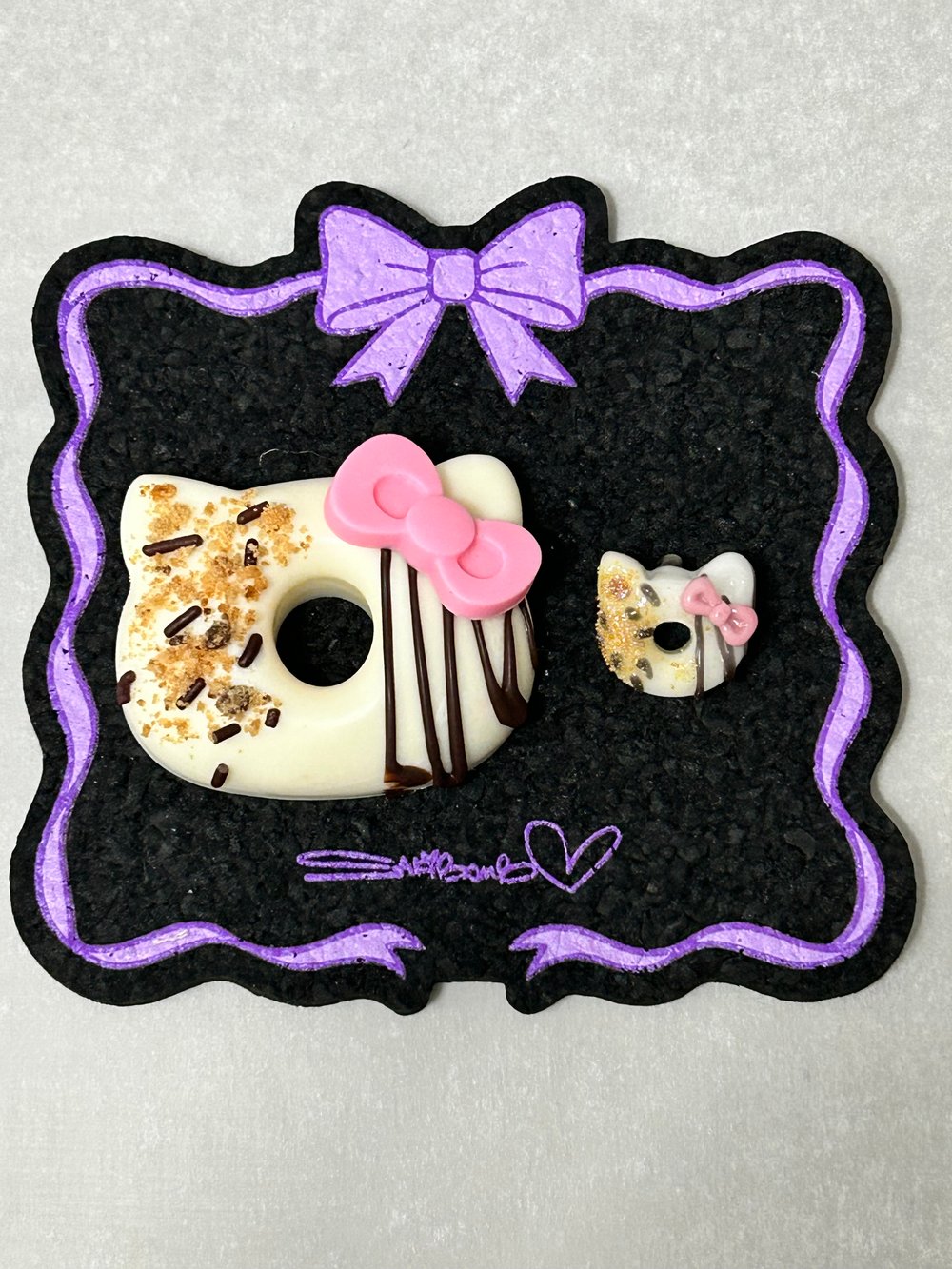 Image of herro dounut collab with starfire edible 