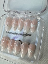 Image 3 of IVORY LACE PEARL 
