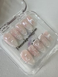 Image 4 of IVORY LACE PEARL 