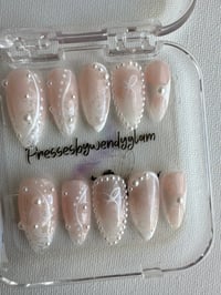 Image 5 of IVORY LACE PEARL 