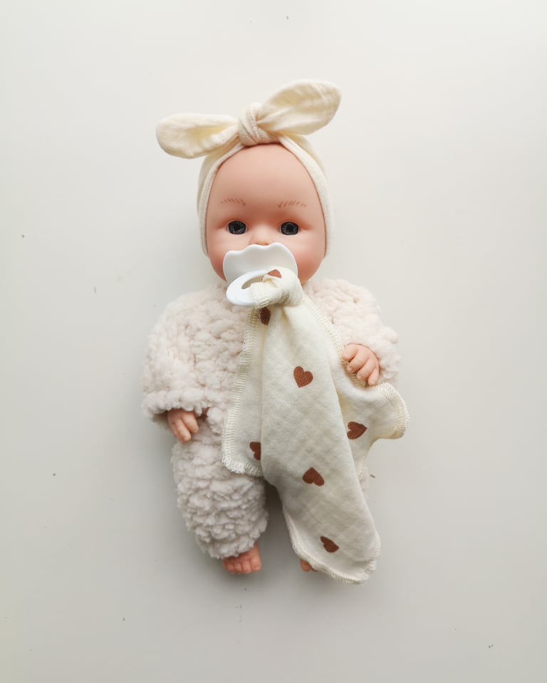 Plume avec sa tenue et accessoires  Image 2