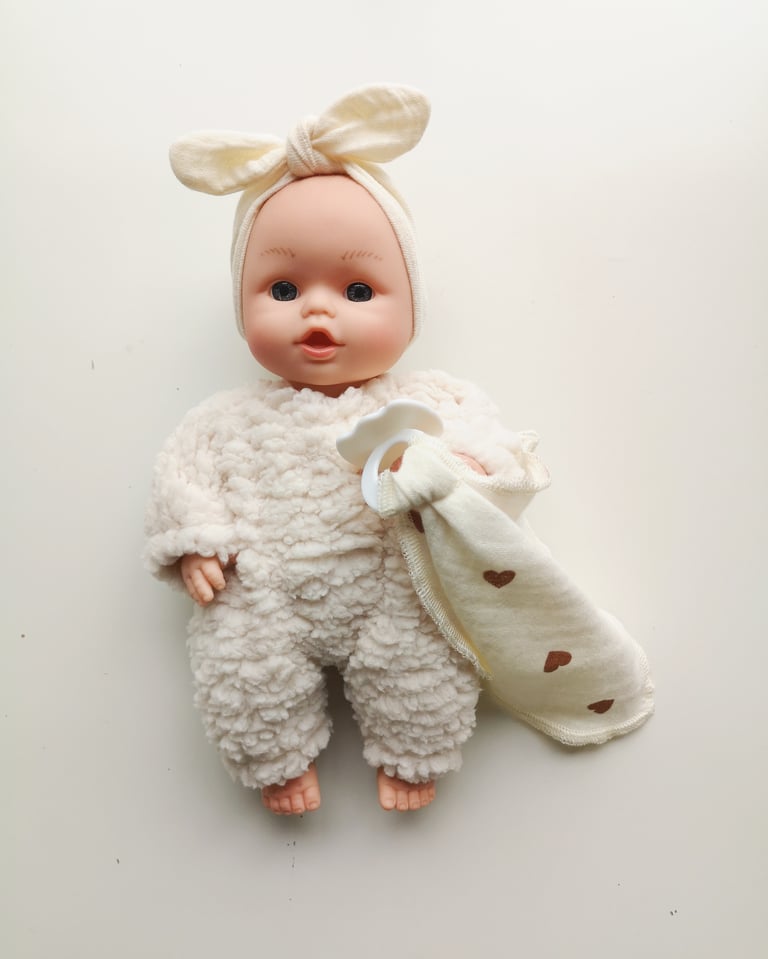 Plume avec sa tenue et accessoires  Image 6