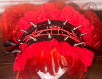 Image 3 of metal screw headdress (black x red)