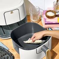 Image 4 of Beautiful 6qt Air Fryer with TurboCrisp Technology