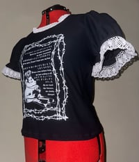 Image 3 of (plus size) barbed wire pierrot print cutsew (black x white)
