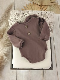 Image 2 of Newborn boy onesie for photoshoot | Robbie | long sleeves | brown