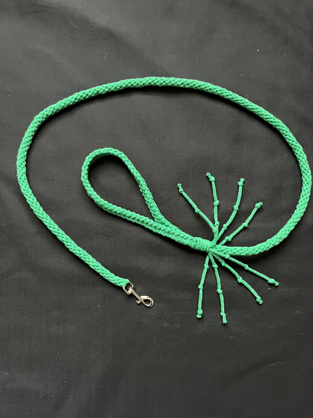 Image of Solid colour lightweight lead
