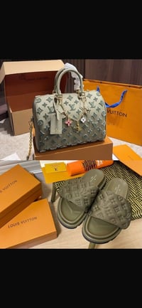 Image 5 of Just Throw It In The Bag Beauty 2
