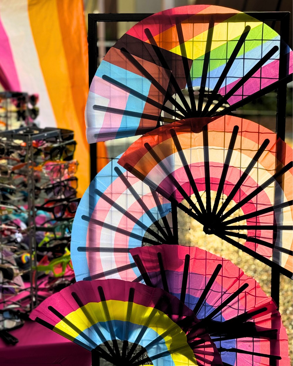 Image of Clacking Fan