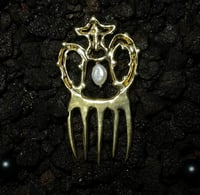 Image 2 of CELESTIAL COMB