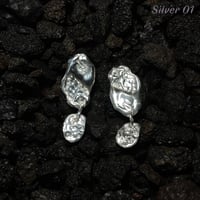 Image 4 of NEREIS EARRINGS