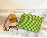 Image 2 of Neceser bordado  Mami, te quiero