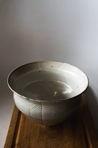 Image 5 of Bowl - sgraffito 