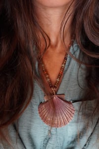 Image 7 of SUNSET SHELLING- necklace