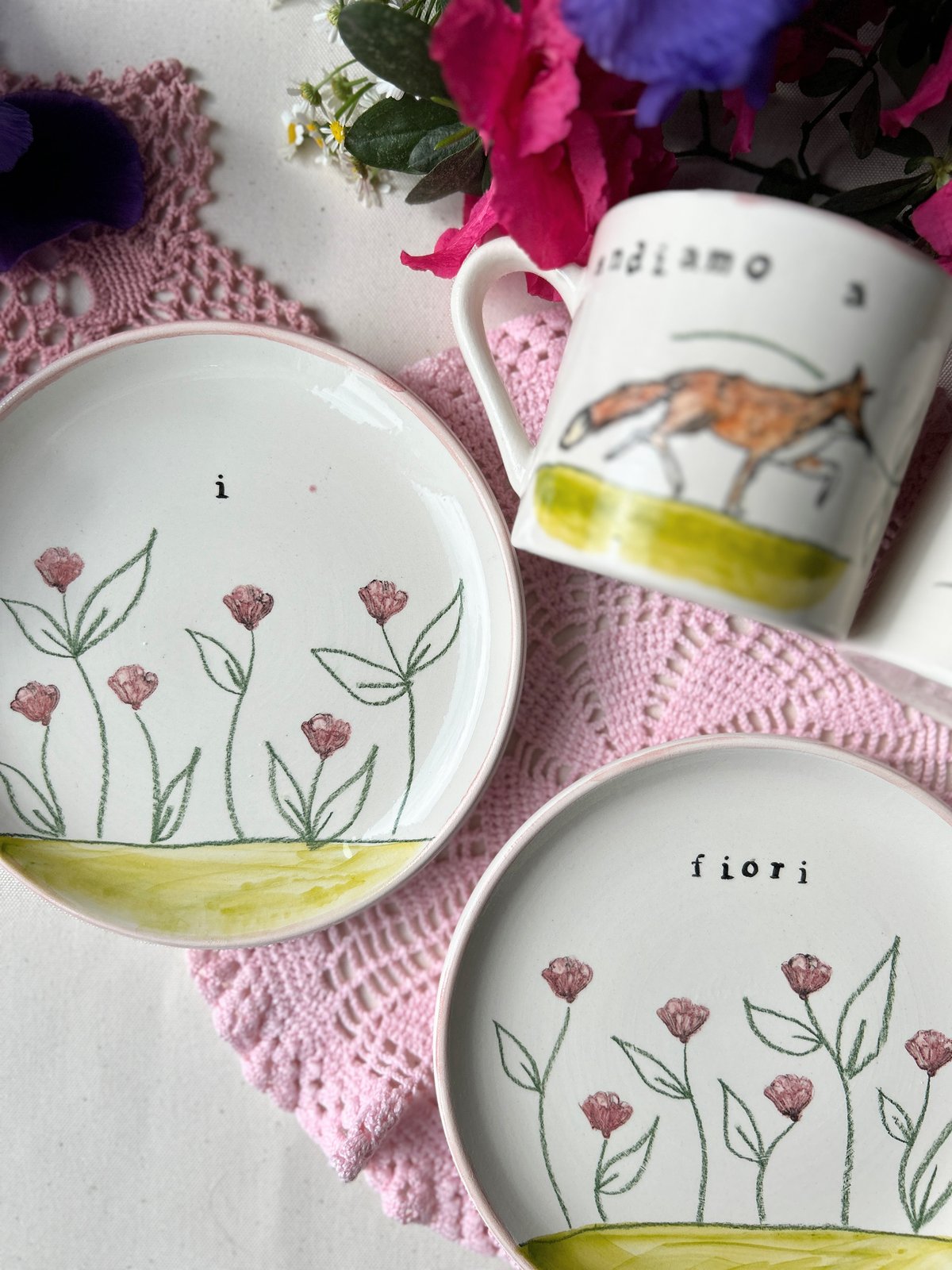 SET TAZZE + PIATTINI - ANDIAMO A RACCOGLIERE I FIORI