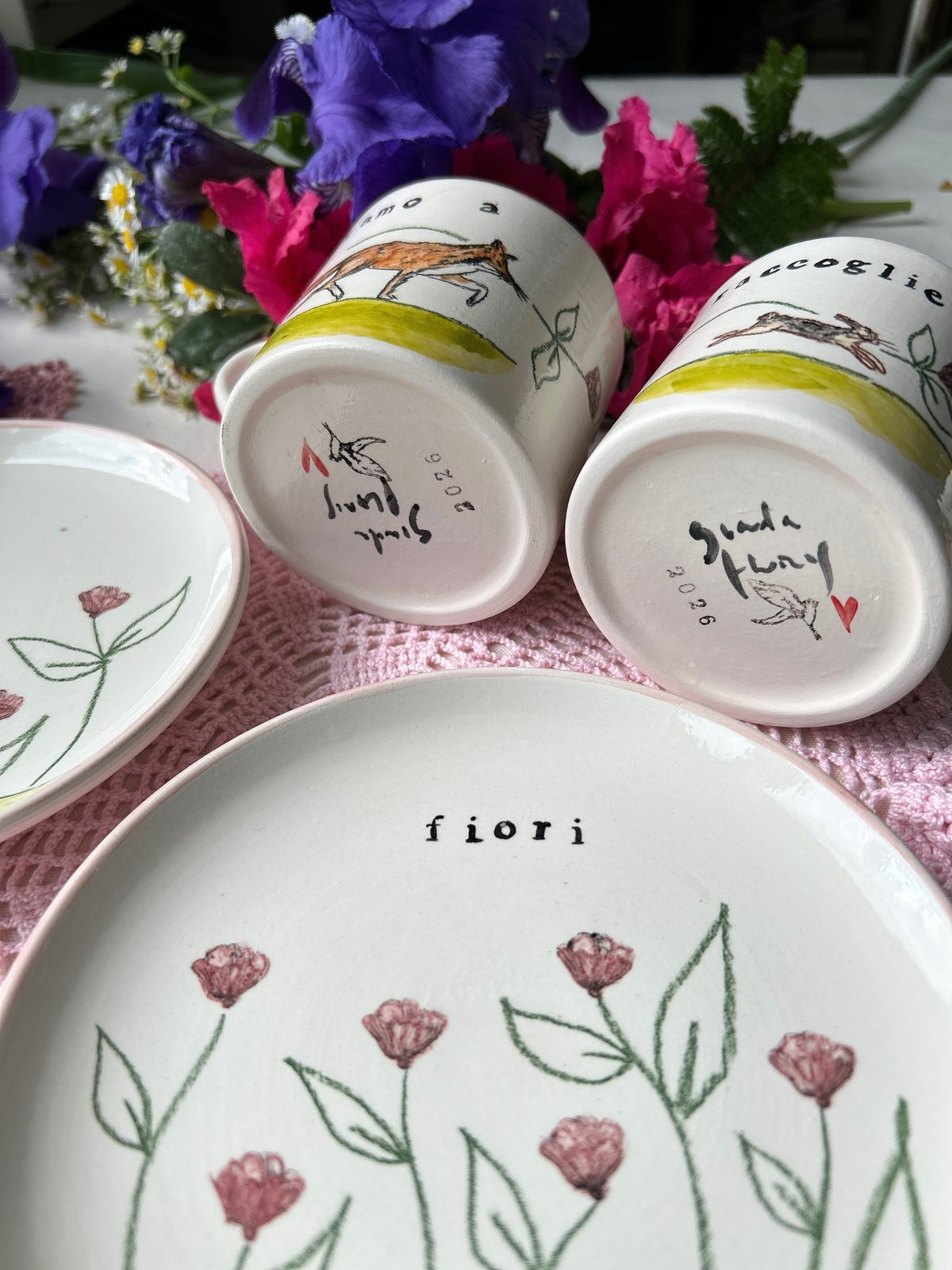 SET TAZZE + PIATTINI - ANDIAMO A RACCOGLIERE I FIORI