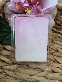 Image 4 of Aloha Blooms -A Rocky Top Wax Works exclusive custom houseblend fragrance 