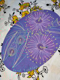 Image 2 of 4/1 Purple Gum Flowers