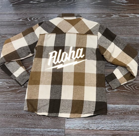 Image of ALOHA WAUKEE QUILTED FLANNEL BRWN-WHT