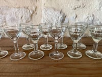 Image 2 of Verres à liqueurs anciens - Art de la table brocante 
